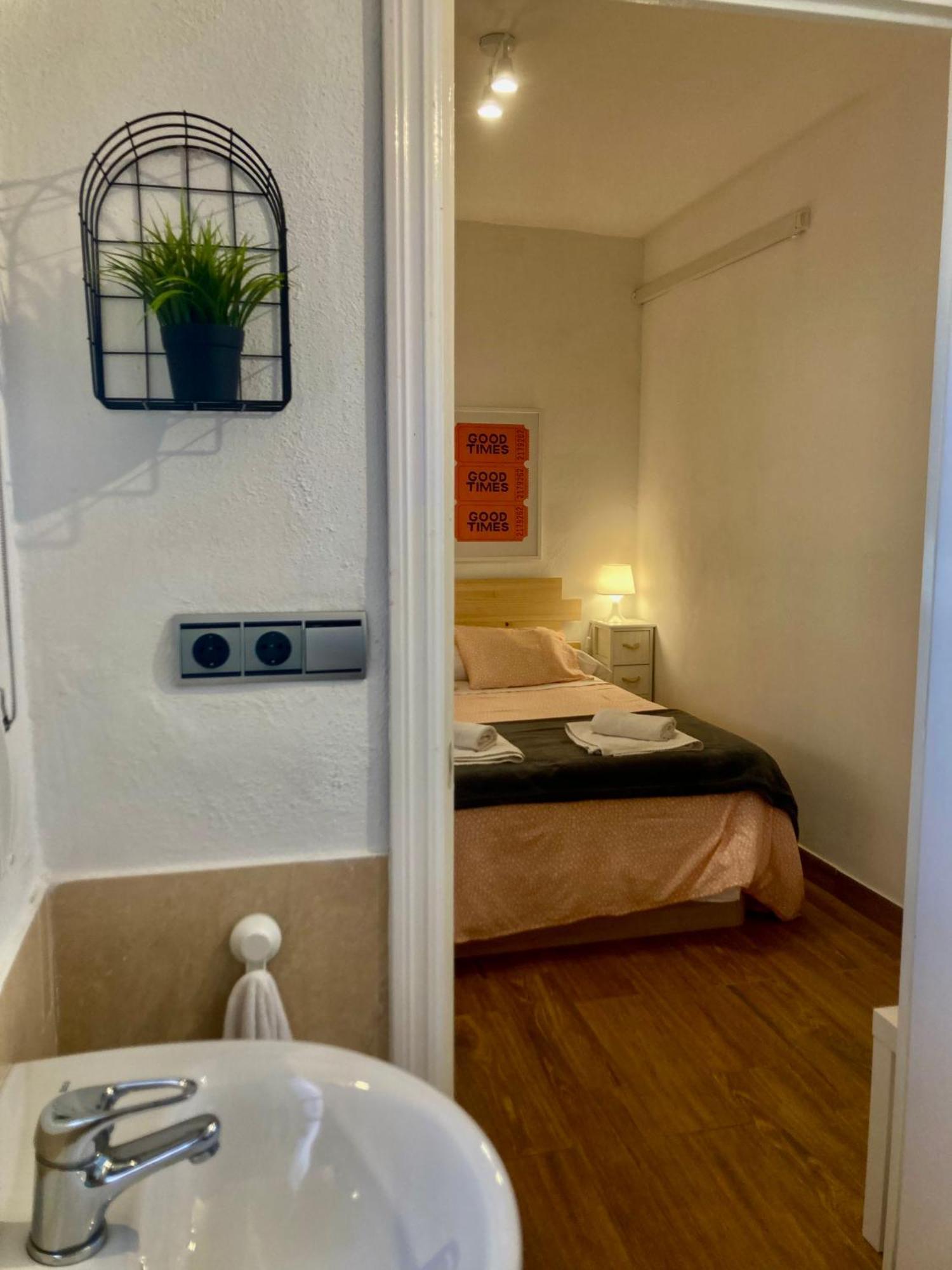 Apartamento Del Rio Pinos Genil Ngoại thất bức ảnh